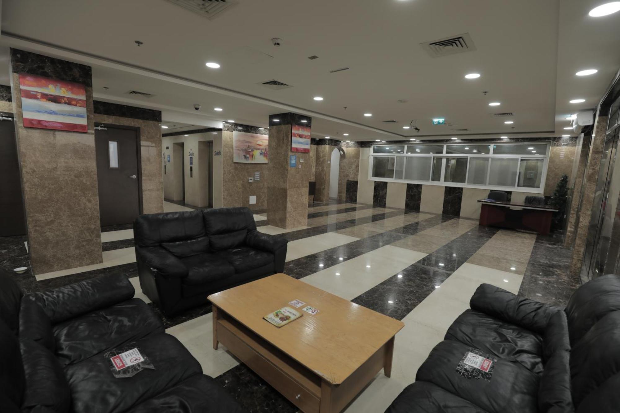 Al Fahad 2 Small For Men Tecom
