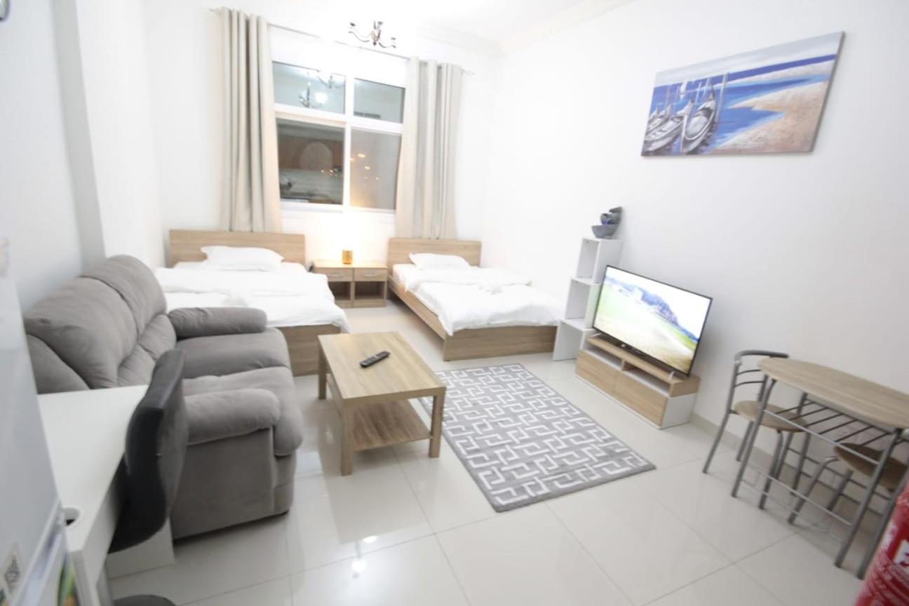 Al Fahad 2 Small For Men Tecom Apartment Dubai
